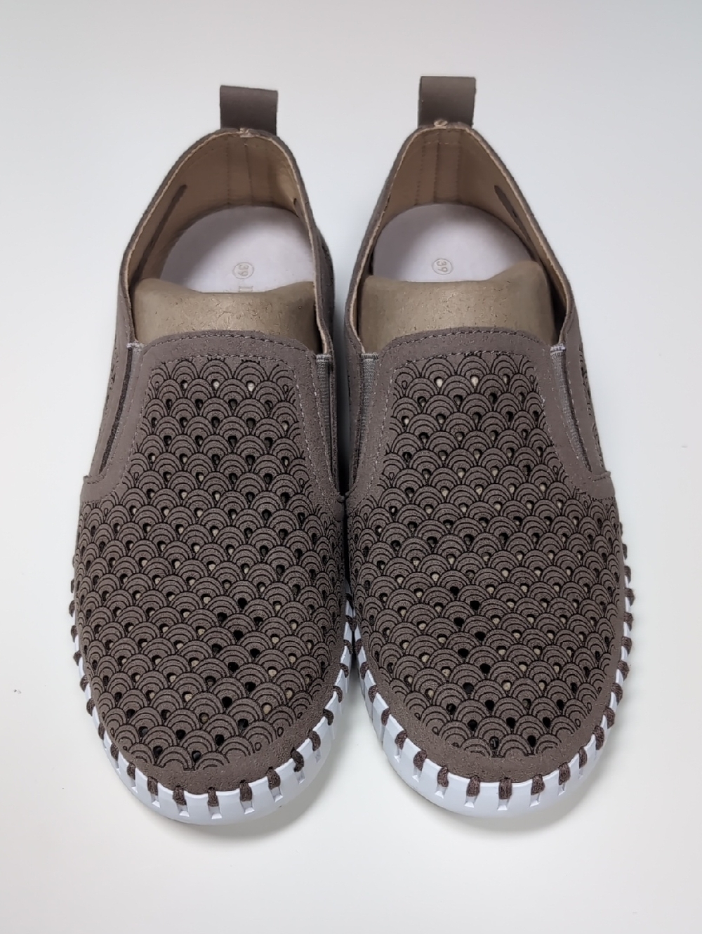 Ilse Jacobsen Tulip Deep Olive Perforated Laser Cut Slip On Comfort Loafer 39